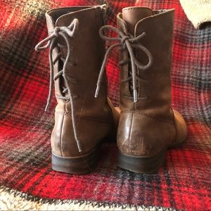 Born Kierra Brown Leather Boots